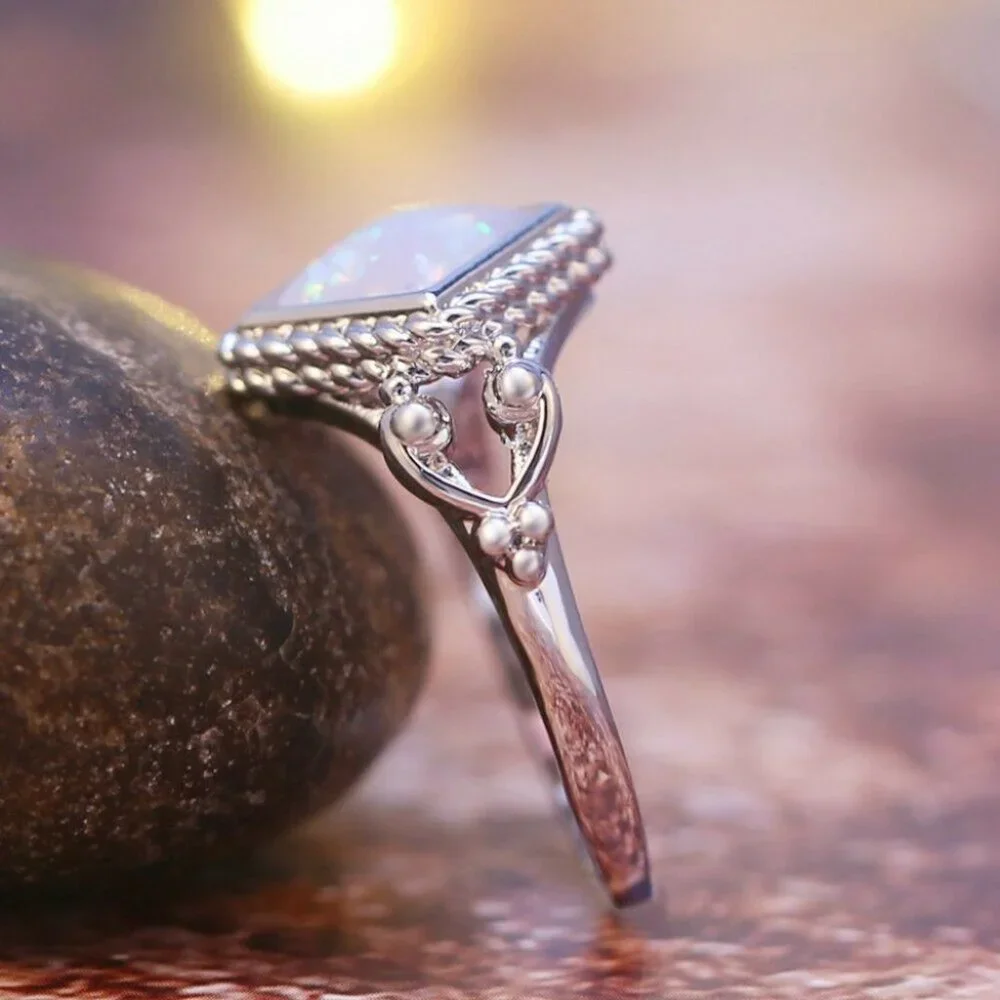 New Beautiful 925 Silver White Opal Ring